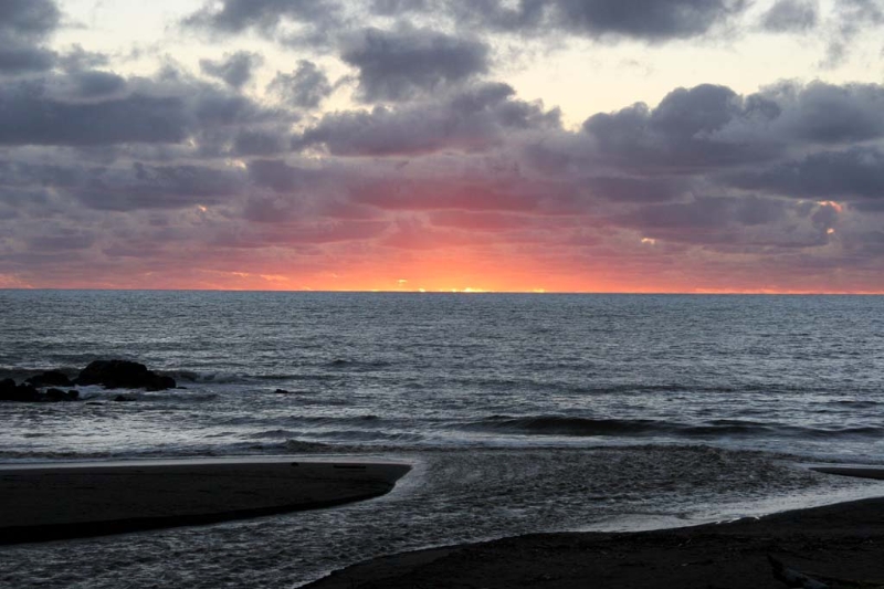 SunsetFar05.jpg