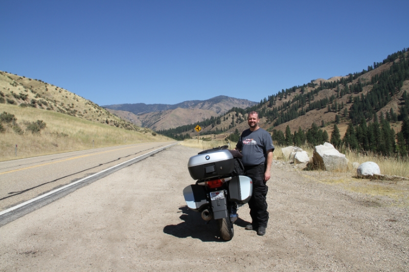 IMG_0443.JPG - Out on Banks-Loman Road