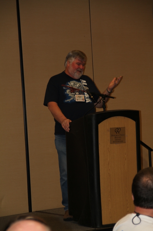 IMG_9765.JPG - Randy giving the history lesson on CCR