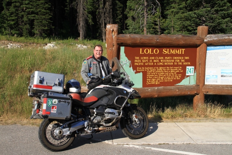 IMG_0705.JPG - Bob and his steed...