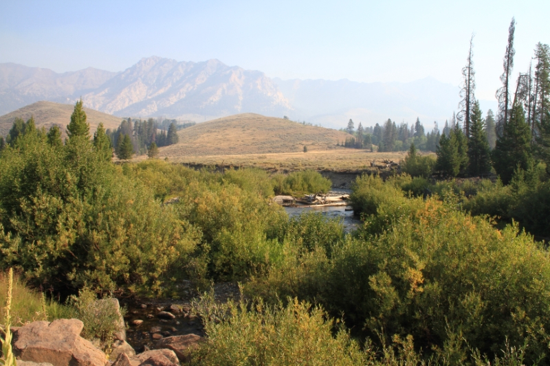 IMG_0868.JPG - Heading back to Boise via the Sawtooth Mountains. There was a huge wildfire east of us so it was really hazy for the first part of the ride. 