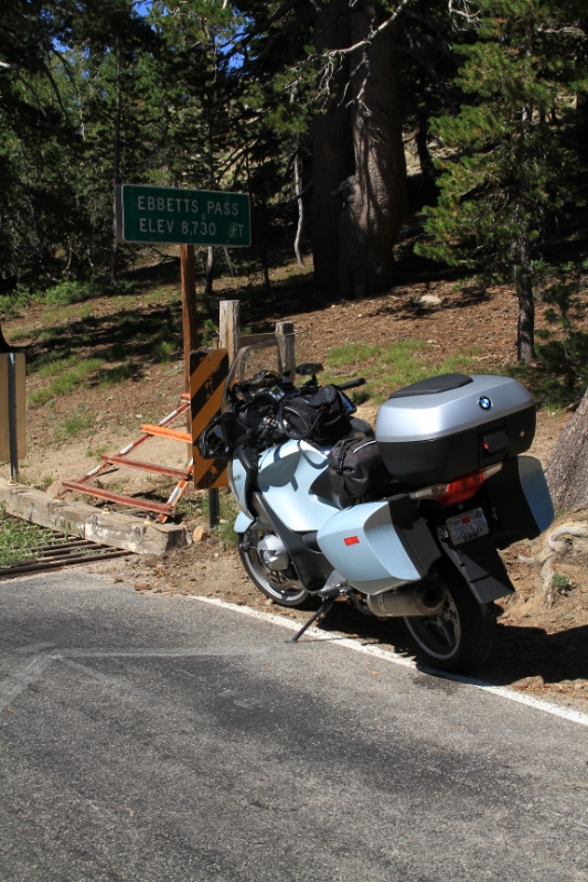 IMG_0937.JPG - Top of Ebbetts Pass