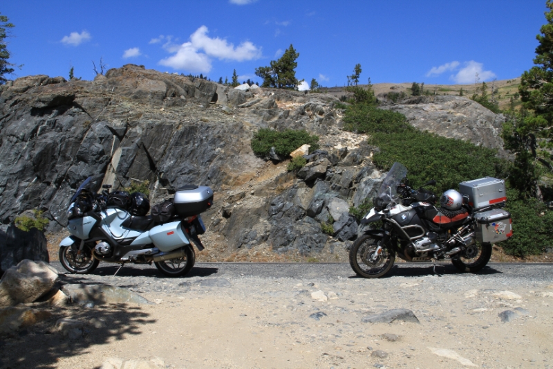 IMG_0962.JPG - The kids ready to hit the road towards home