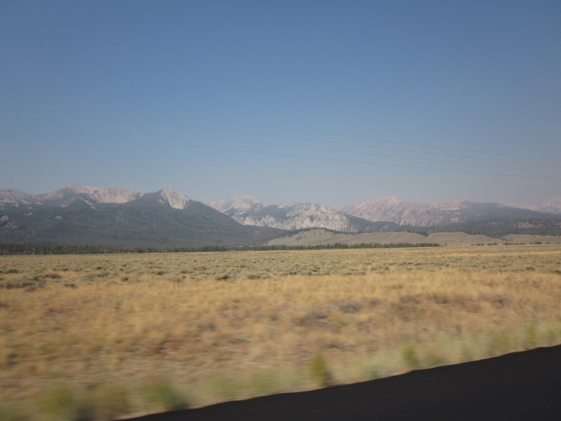 IMG_0331.JPG - Riding into the Sawtooth Mountains
