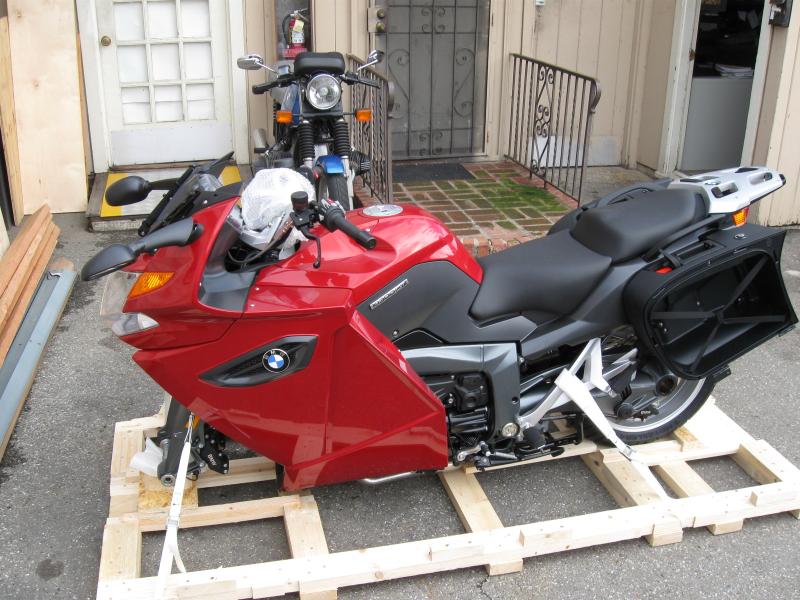 IMG_0020.jpg - And there it is in vigin form, awaiting assembly and detailing so I can take it home