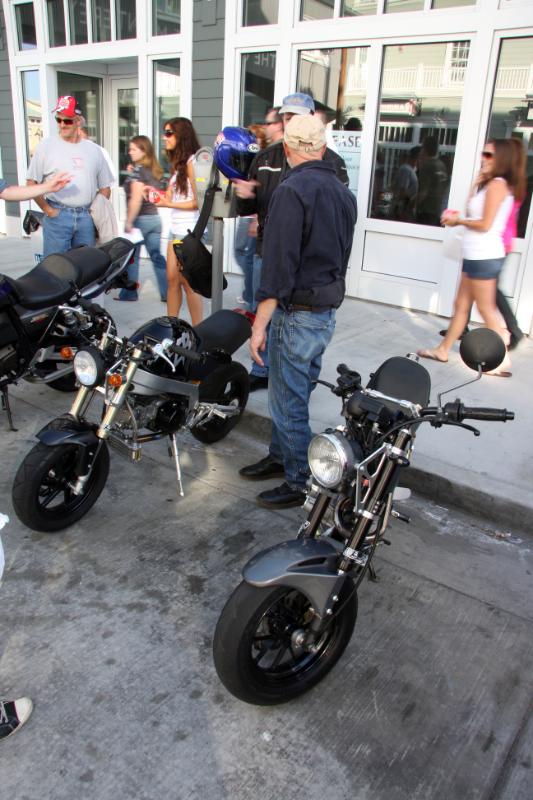 M09_3750.jpg - i'll call them Mini Motards