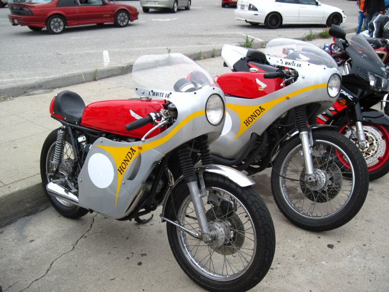 IMG_0356.JPG - Father and son toys. Very cool.