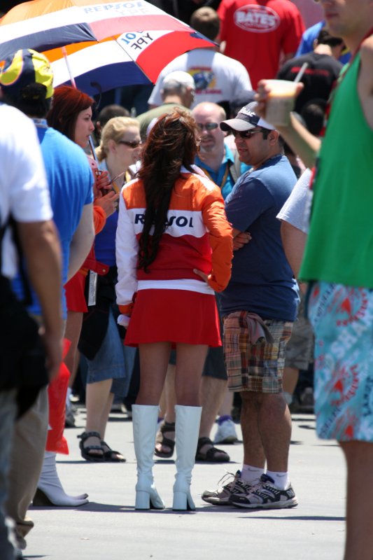 M10_4041.jpg - Repsol Honda girls bringing GoGo boots back into fashion