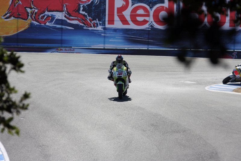 M10_3537.jpg - Kallio coming into the Corkscrew