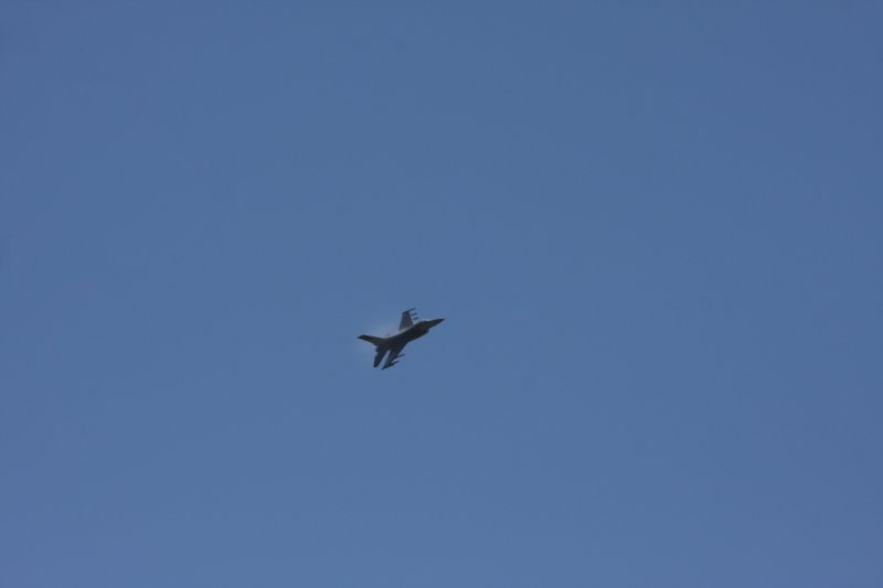 M10_4642.jpg - The flyover was impressive, and loud