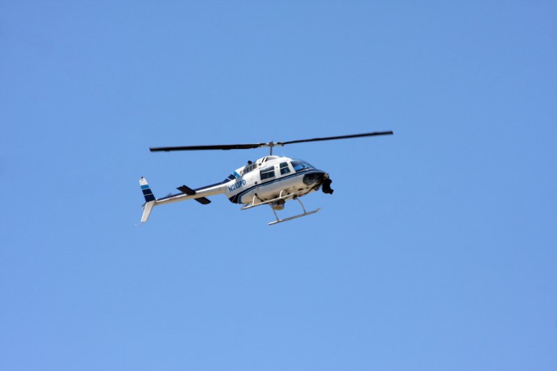 M10_4672.jpg - The helicopter cam getting ready for the race