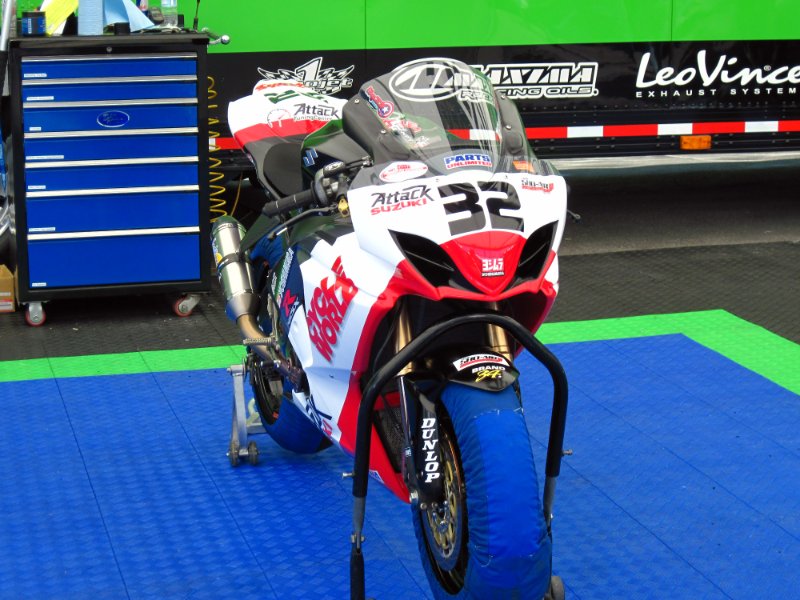 M10_0470.jpg - Eric Bostrom's Cycle World Attack Suzuki