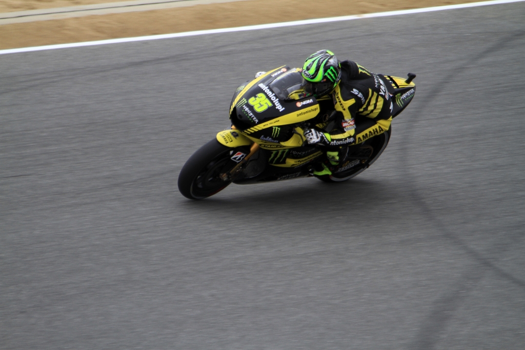 M11_6400.jpg - Crutchlow