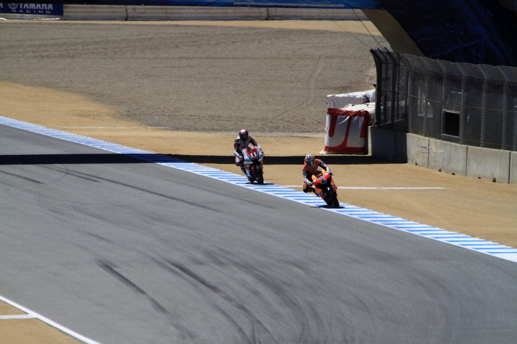 IMG_9253.JPG - Getting closer...