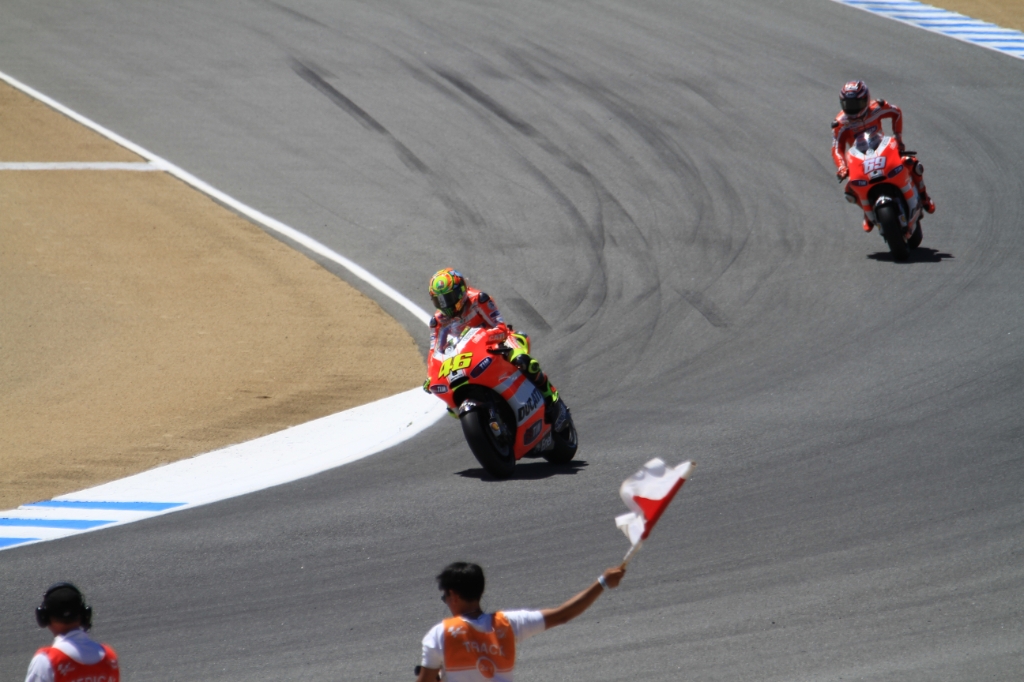 IMG_9358.JPG - Rossi and Hayden