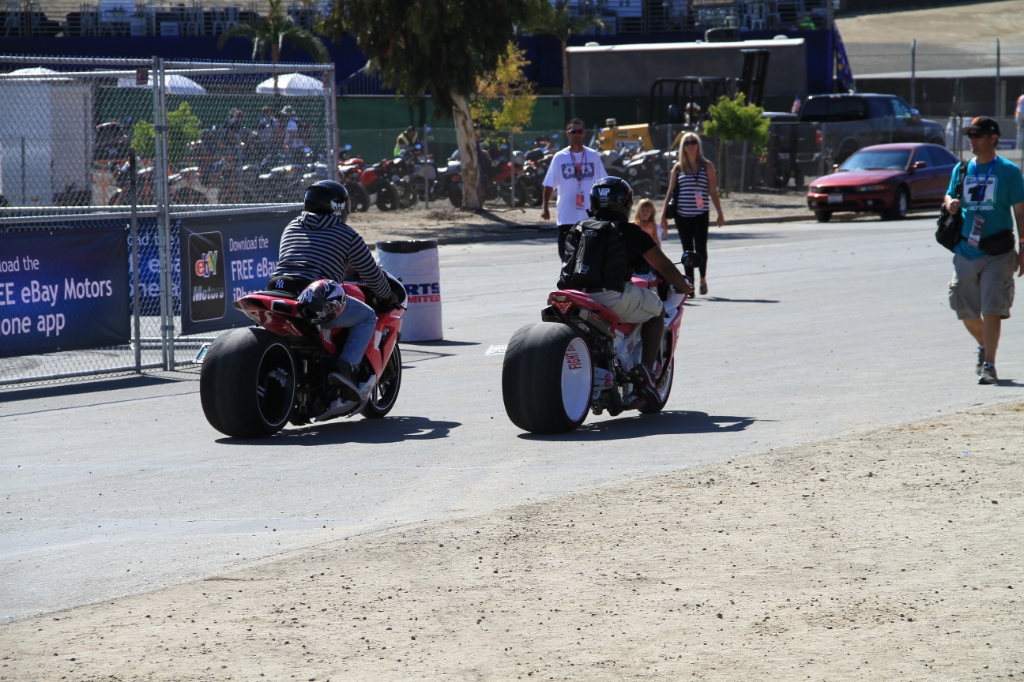 IMG_7790.JPG - Yeah, I bet those corner really well.