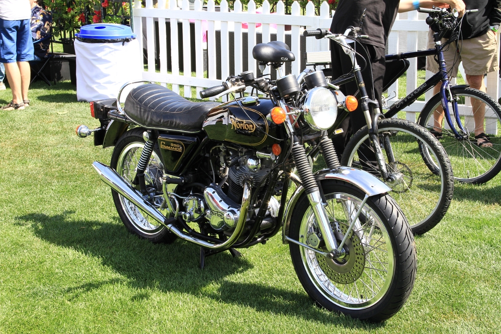 IMG_2454.JPG - 70's Norton 850 Commando