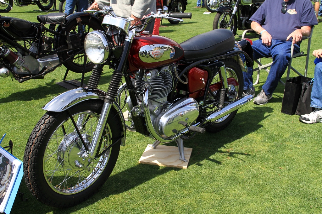 IMG_2546.JPG - 1965 Royal Enfield Interceptor S1