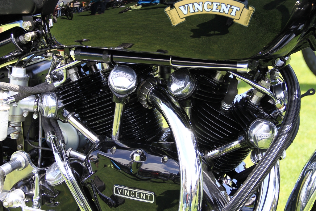 IMG_2551.JPG - 1951 Vincent Black Shadow