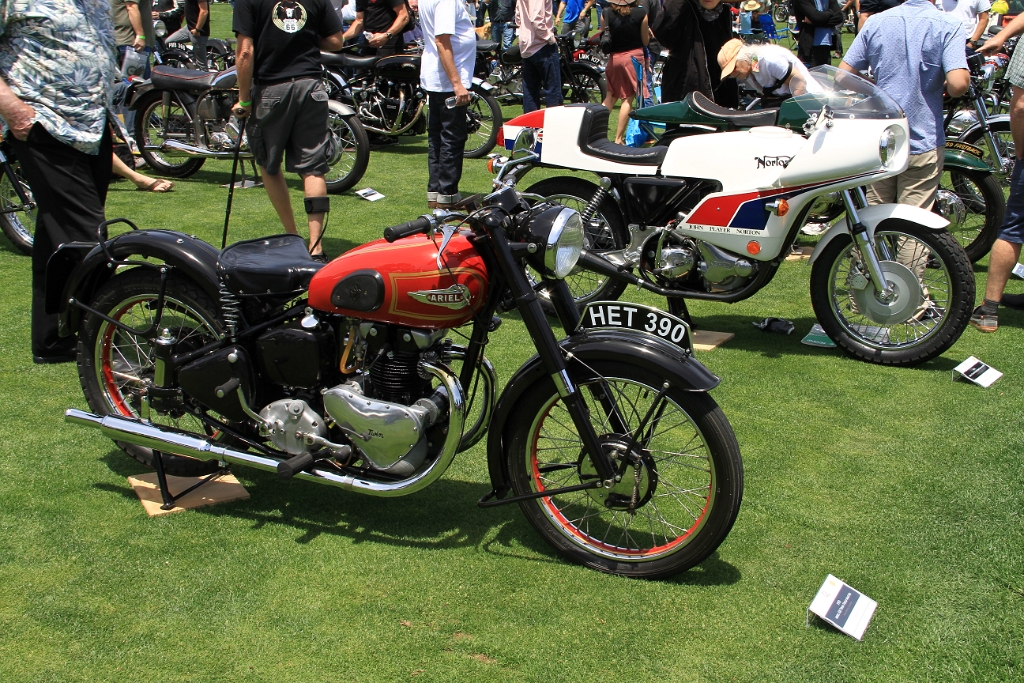 IMG_2720.JPG - 1952 Ariel KH Twin Field Master and 1974 John Player Norton Commando 