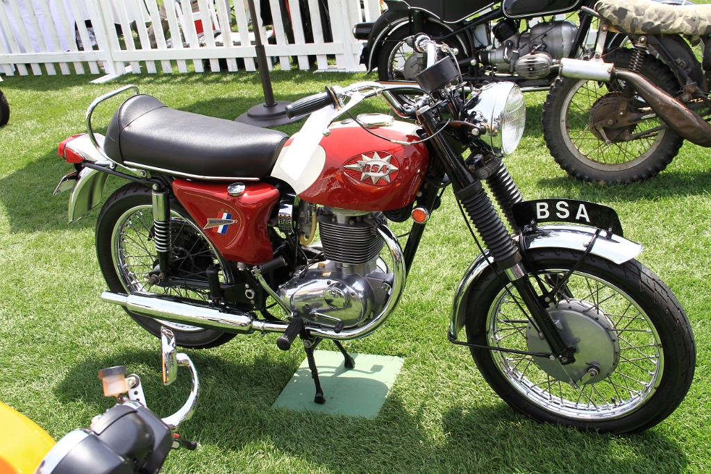 IMG_2822.JPG - You could have purchased the 68 BSA for $8200