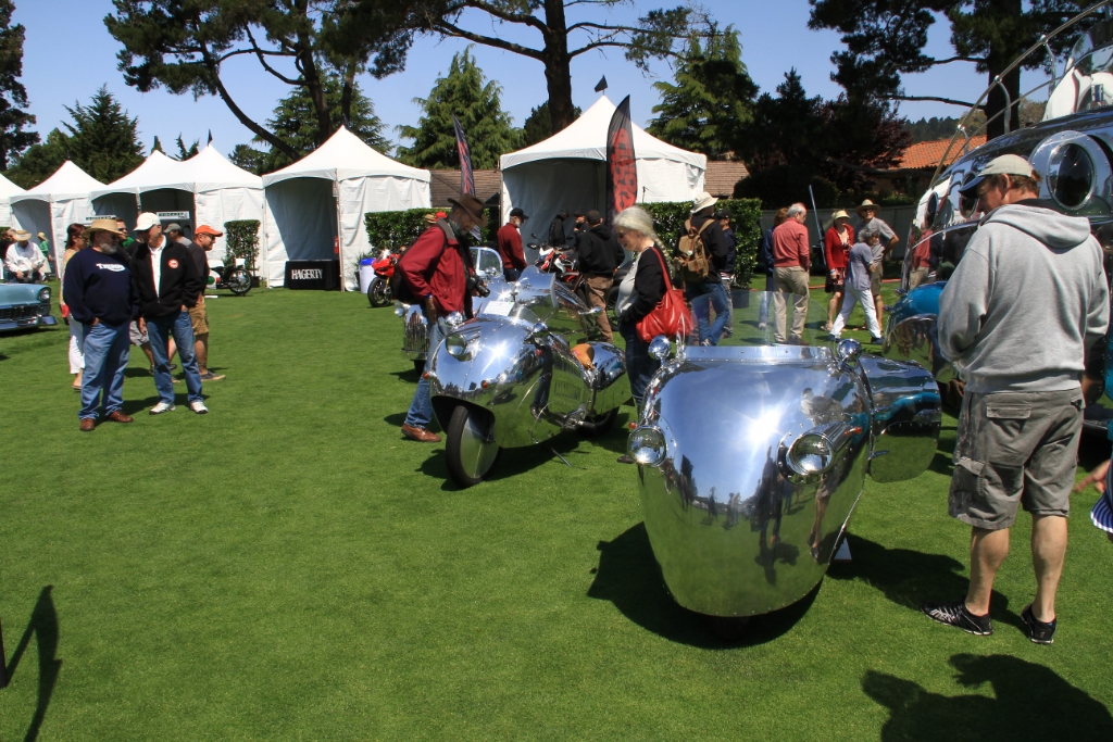 IMG_6399.JPG - The Decoliner had a few interesting aluminum bodied bikes around it