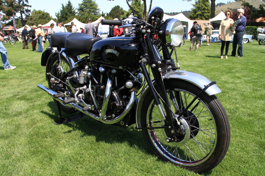 IMG_6441.JPG - Beautifully restored Vincent Black Shadow